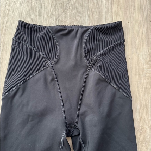 Savage X Fenty Black High-Rise Leggings - Picture 7 of 10